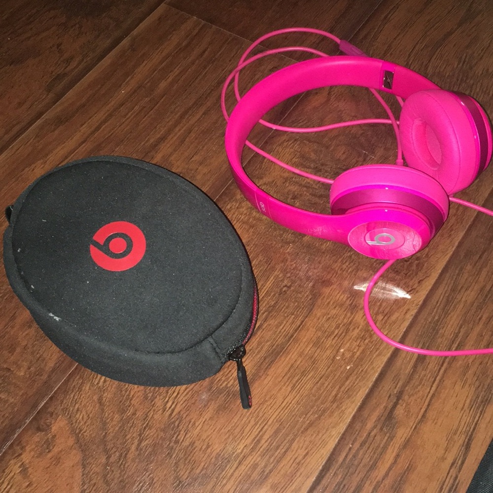 ❌SOLD❌Hot Pink Beats By Dre Headphones